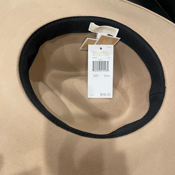 Michael Kors camel color felted wool fedora. - Picture 5 of 5